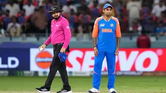 “सूर्यकुमार को ‘पाहल्गाम’ का ज़िक्र करना पड़ा — पूर्व भारतीय खिलाड़ी का धक्का, ‘टोकनिज़्म’ पर हमला”