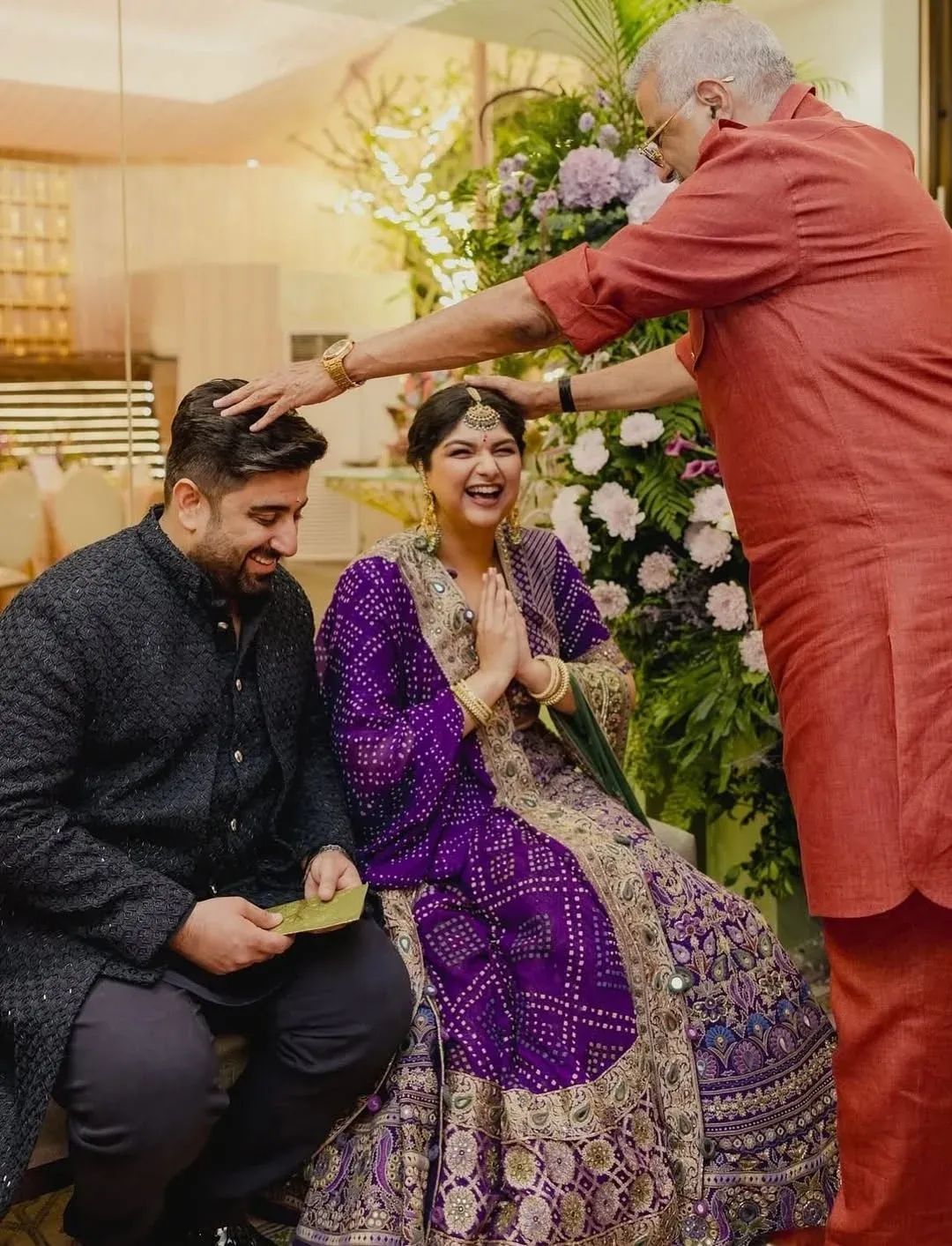 अंशुला कपूर और रोहन ठक्कर की सगाई में चमकी कपूर फैमिली की खुशियाँ