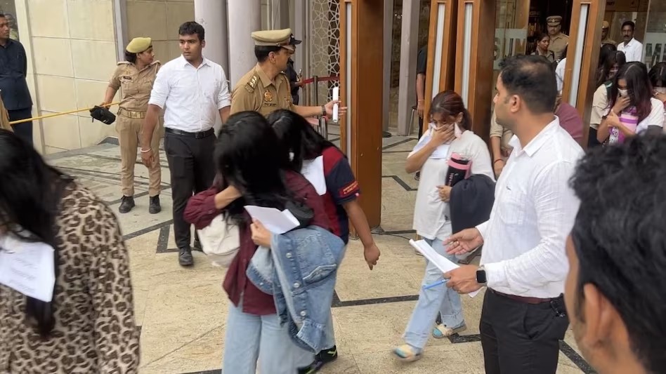 लखनऊ के नाईट लाइफ  हब में वैश्विक साइवर घोटाले का भंडाफोड़