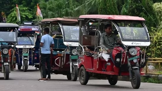 1,500 रोज कमाने वाला जोमैटो राइडर बना AI स्टार्टअप का CEO, डॉक्टर बनने का सपना छूटा लेकिन नहीं टूटा हौसला