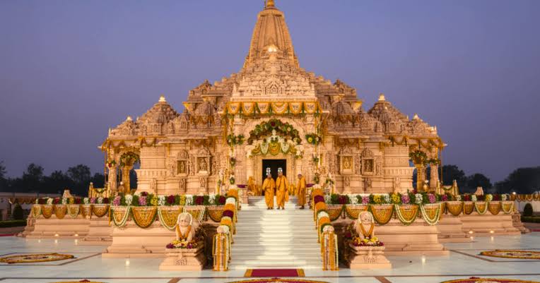 राम मंदिर दान घोटाला,मुख्य आरोपी की पत्नी को अवैध निर्माण पर नोटिस, गिर सकती है इमारत