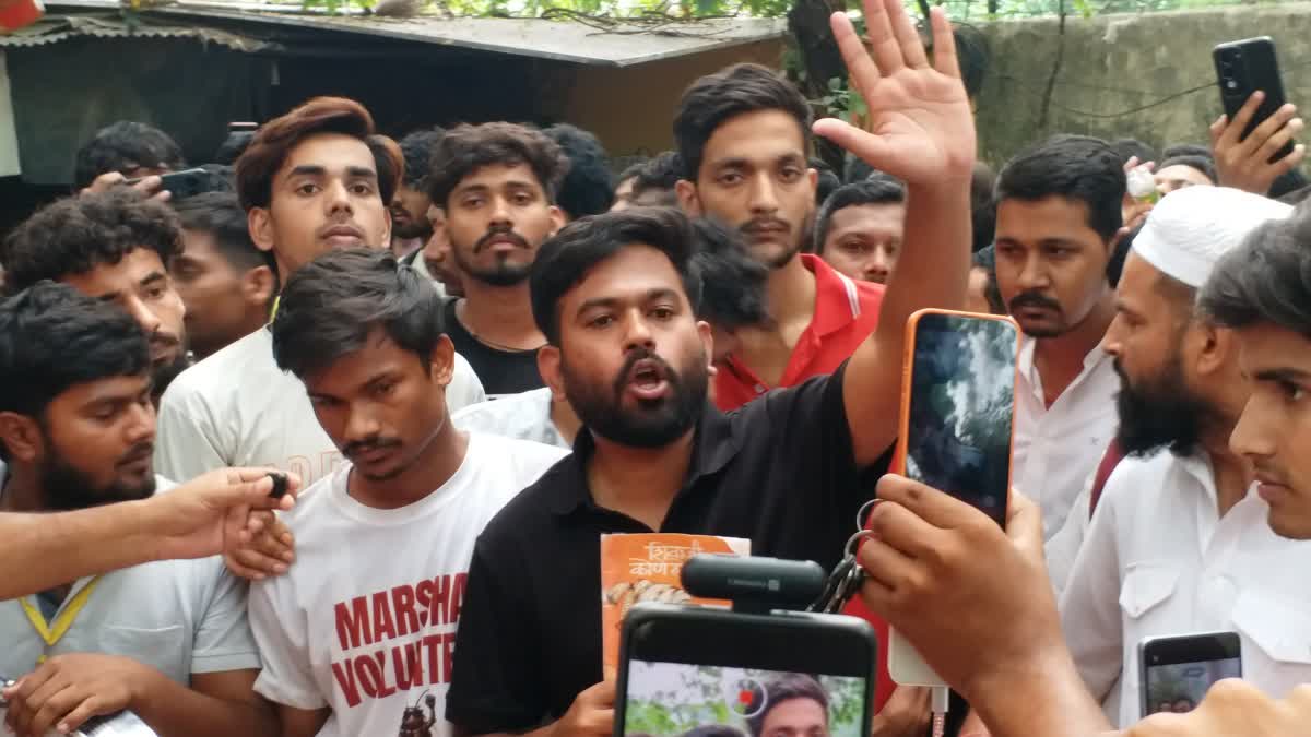 जंतर-मंतर विवाद: प्रदर्शन के दौरान किताबें हटाने का आरोप, CJP ने दिल्ली पुलिस को घेरा