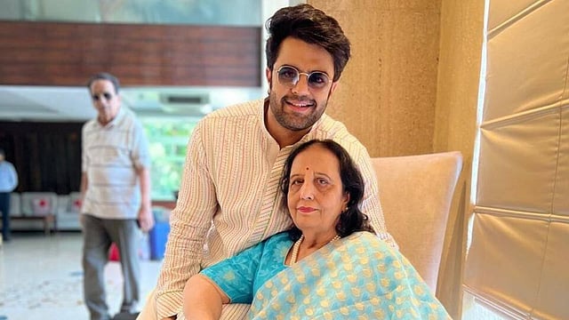 टीवी होस्ट मनीष पॉल की मां उर्मिल पॉल का 77 वर्ष की उम्र में निधन, परिवार में शोक
